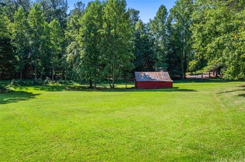 A home in Powder Springs