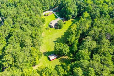 A home in Powder Springs