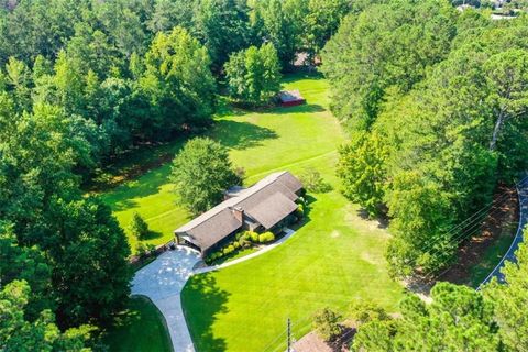 A home in Powder Springs