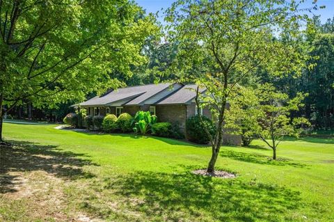 A home in Powder Springs