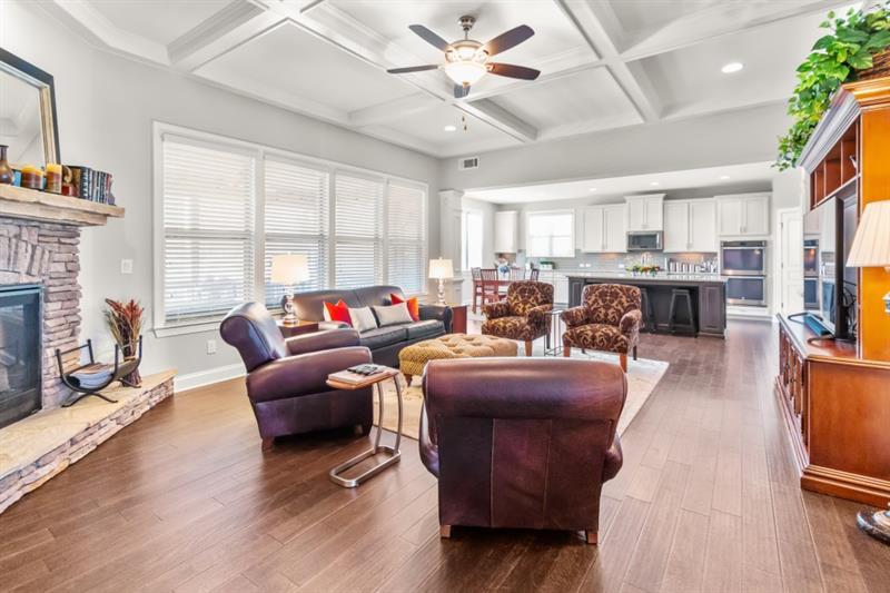 4210 Woodward Walk Lane