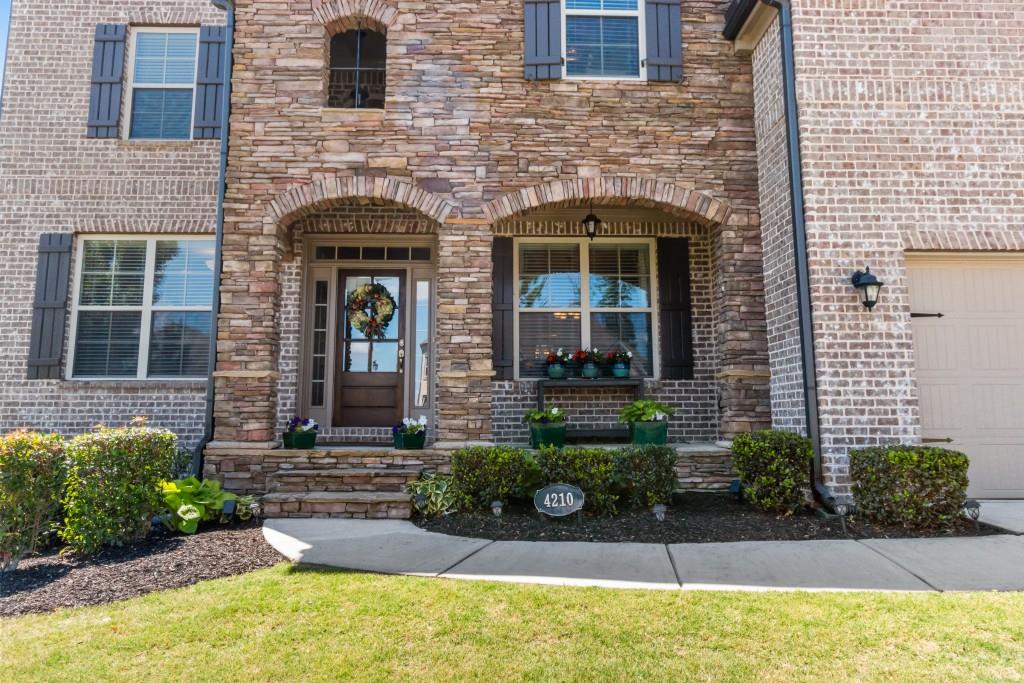 4210 Woodward Walk Lane