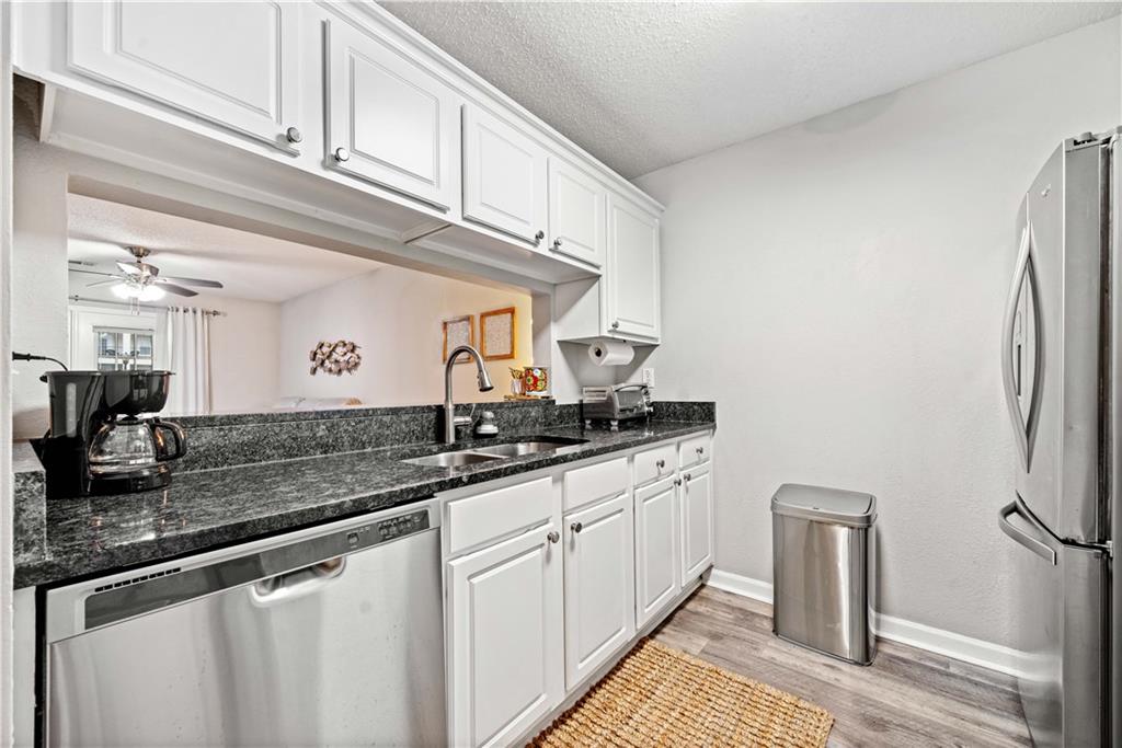 3655 Habersham Road #B129, Atlanta, Georgia image 4