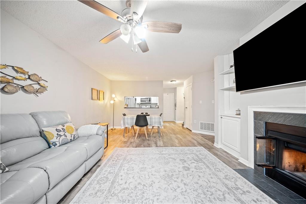 3655 Habersham Road #B129, Atlanta, Georgia image 29