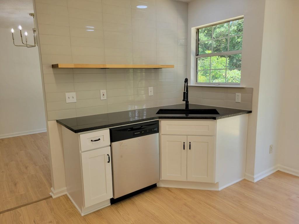 1119 Oakwood Manor Court
