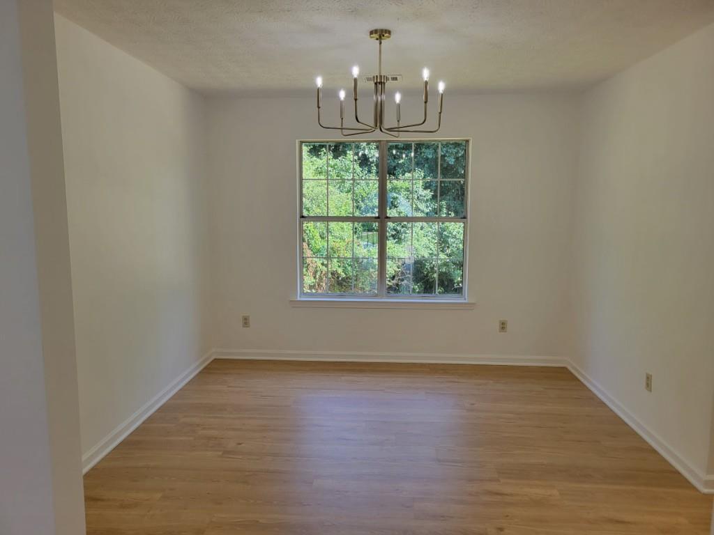 1119 Oakwood Manor Court