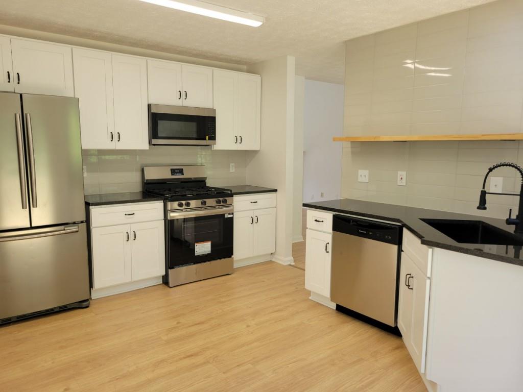 1119 Oakwood Manor Court