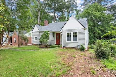 1098 Cascade Circle SW Atlanta GA 30311