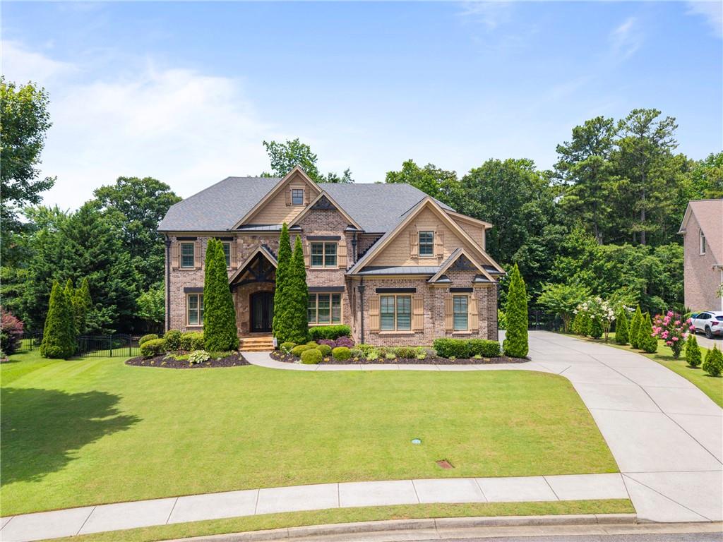 2220 Cambridge Hill Court