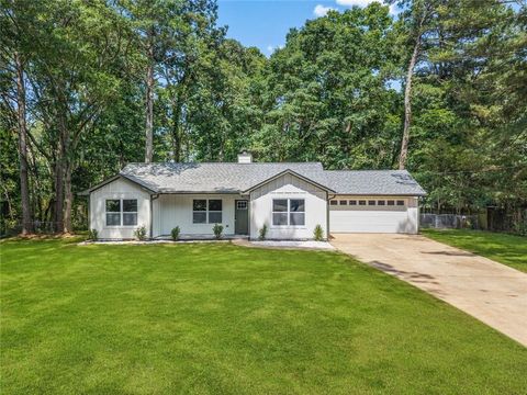 Photo of 491 Natasha Drive, Auburn, GA 30011 (MLS # 7792646)
