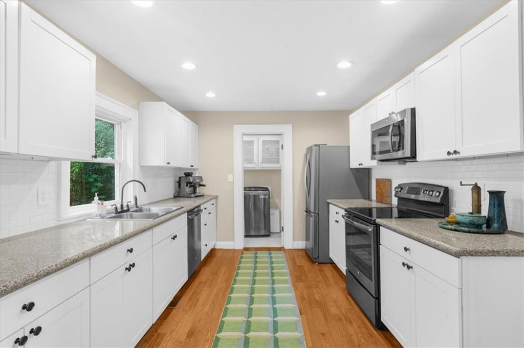 87 Warren Street SE
