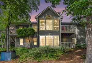 2105 Country Park Drive, Smyrna, Georgia image 1
