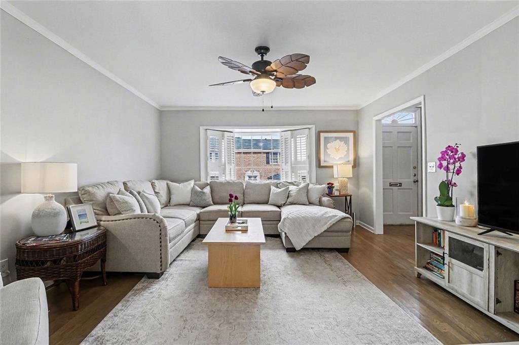 6520 Roswell Road 104