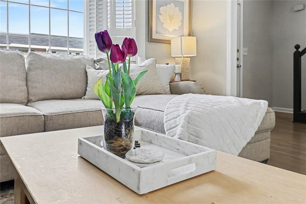 6520 Roswell Road 104