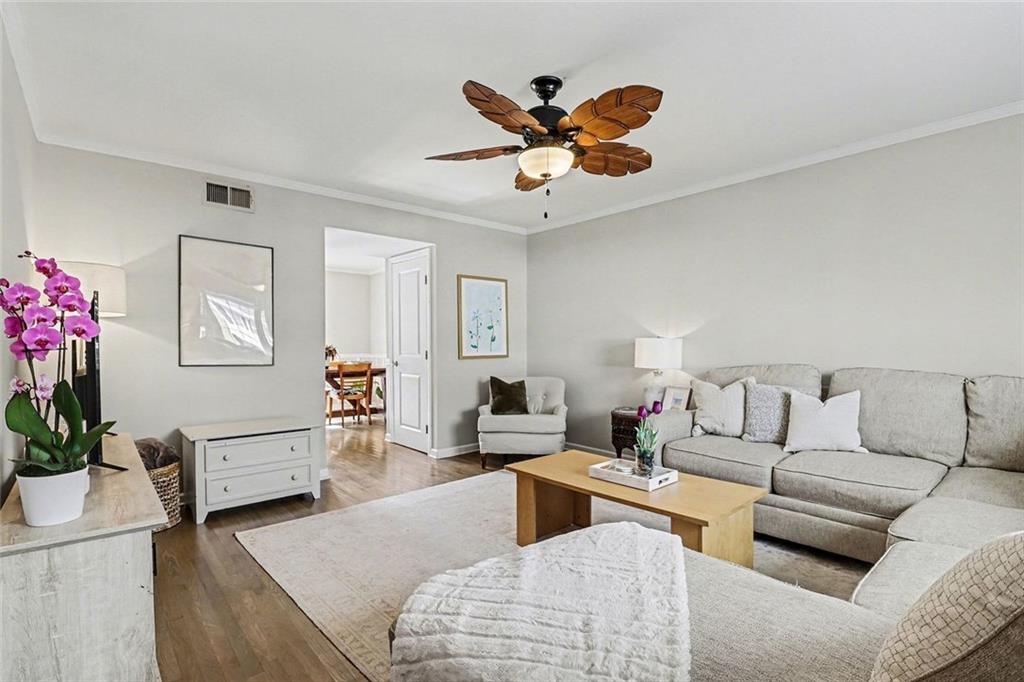 6520 Roswell Road 104