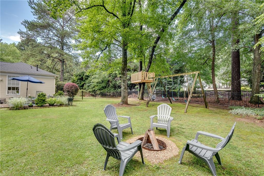 5548 Fitzpatrick Trace, Peachtree Corners, Georgia image 2