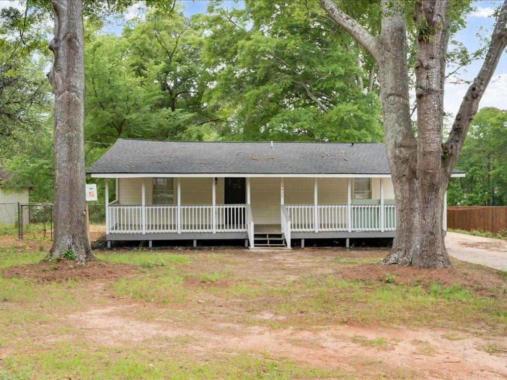 5438 Hiram Lithia Springs Road, Powder Springs, Georgia image 2
