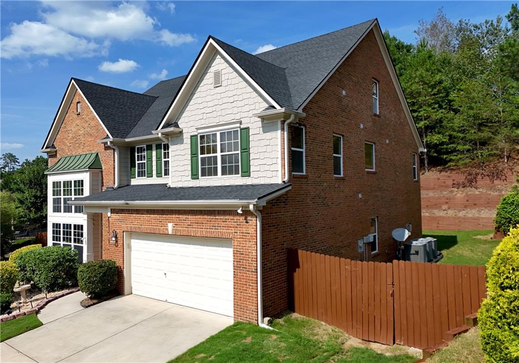 6015 Thrasher Court