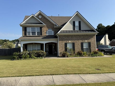 Homes For Sale - 1168 Whisperwood Lane<br/> Lawrenceville, GA 30043