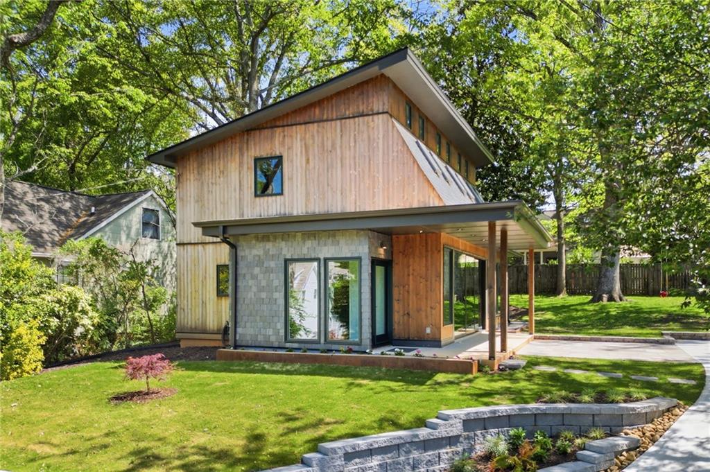 431 Leonardo Avenue NE