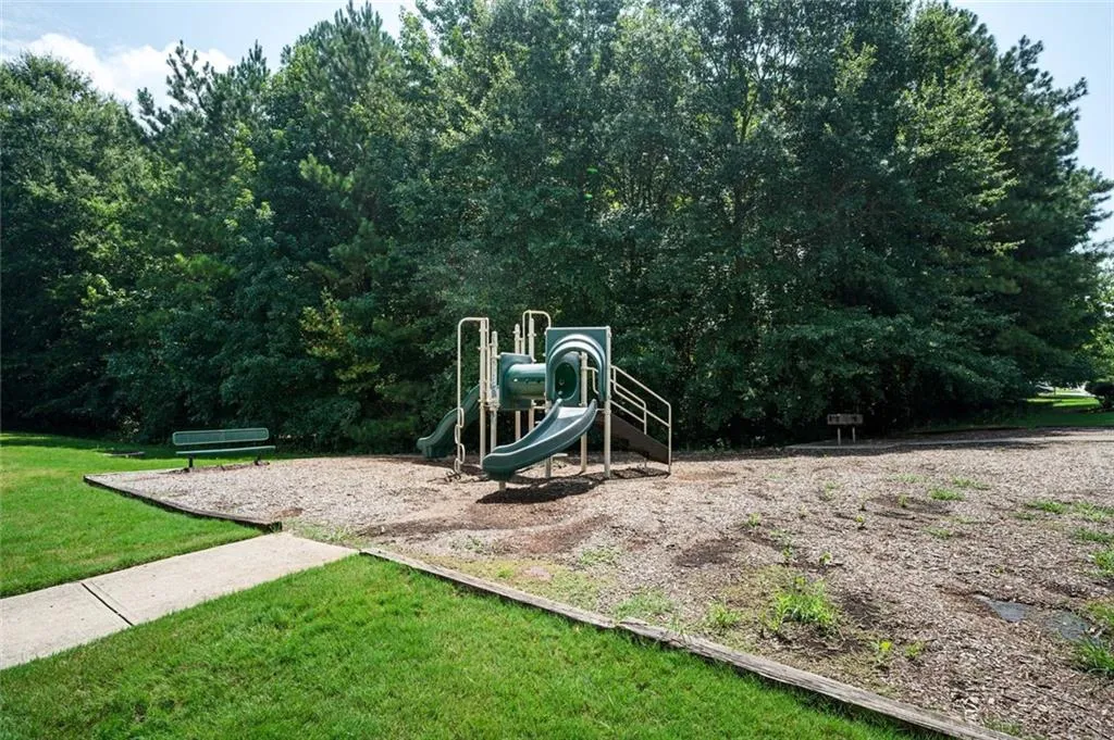 Decatur, Georgia 30034, United States, 3 Bedrooms Bedrooms, ,3 BathroomsBathrooms,Residential,Active,184841