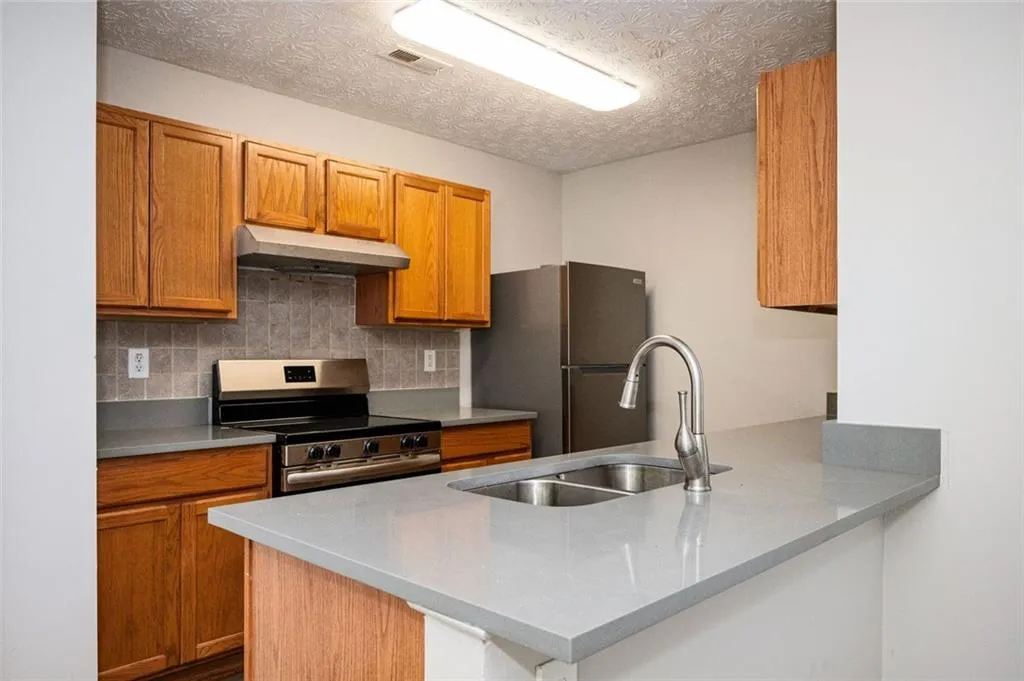 Decatur, Georgia 30034, United States, 3 Bedrooms Bedrooms, ,3 BathroomsBathrooms,Residential,Active,184841