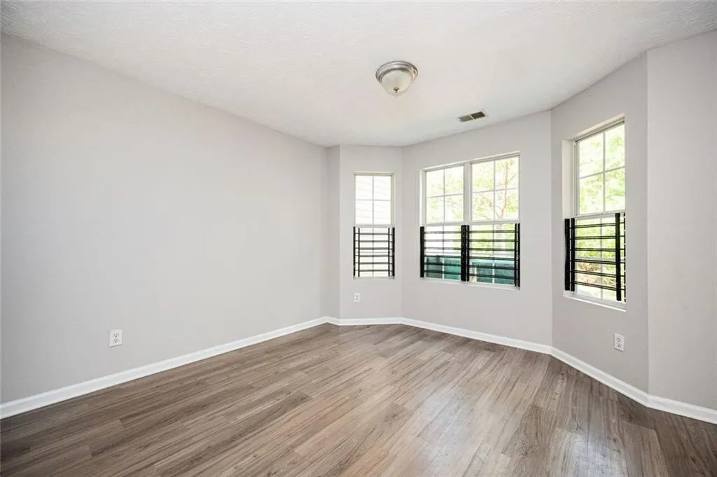 Decatur, Georgia 30034, United States, 3 Bedrooms Bedrooms, ,3 BathroomsBathrooms,Residential,Active,184841