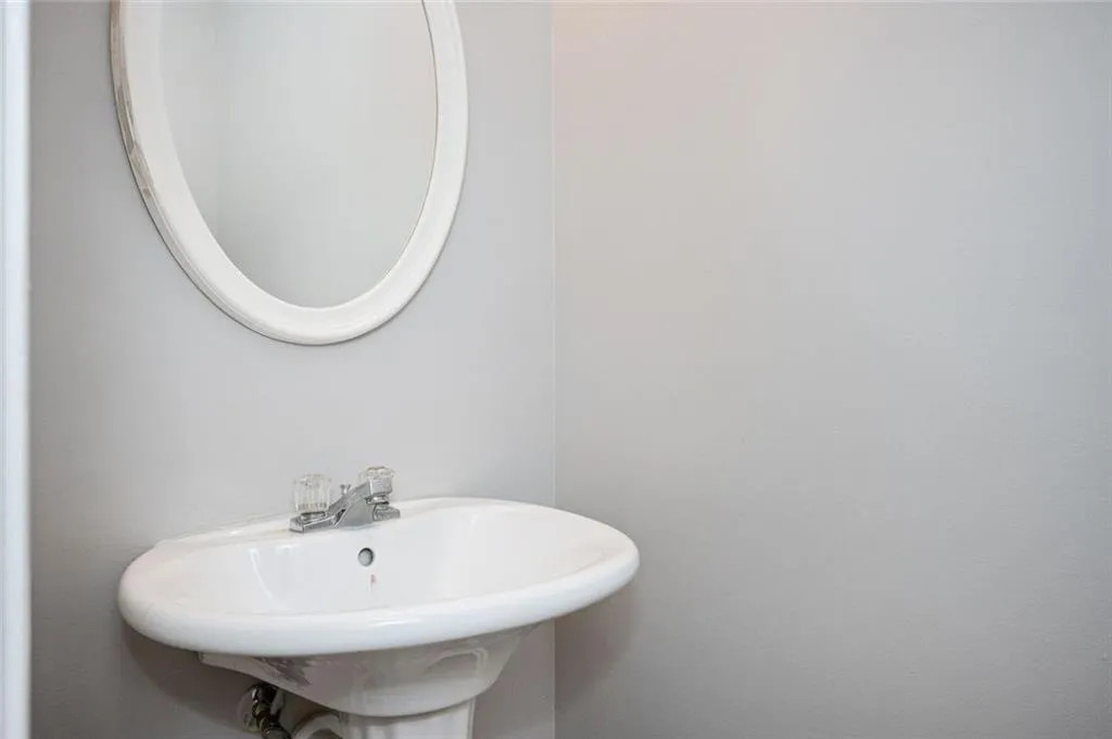 Decatur, Georgia 30034, United States, 3 Bedrooms Bedrooms, ,3 BathroomsBathrooms,Residential,Active,184841