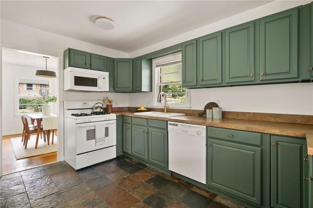 Midway Woods - Residential
