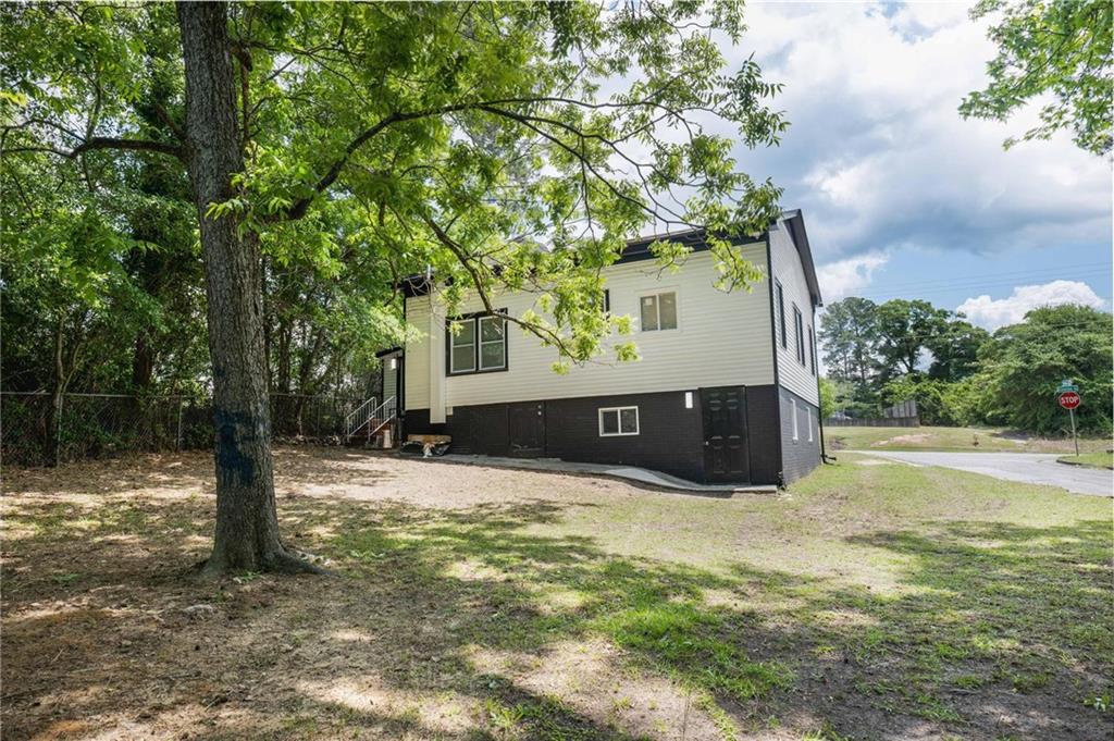 1156 Clinton Road