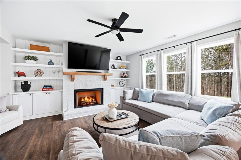 238 Observation Pointe