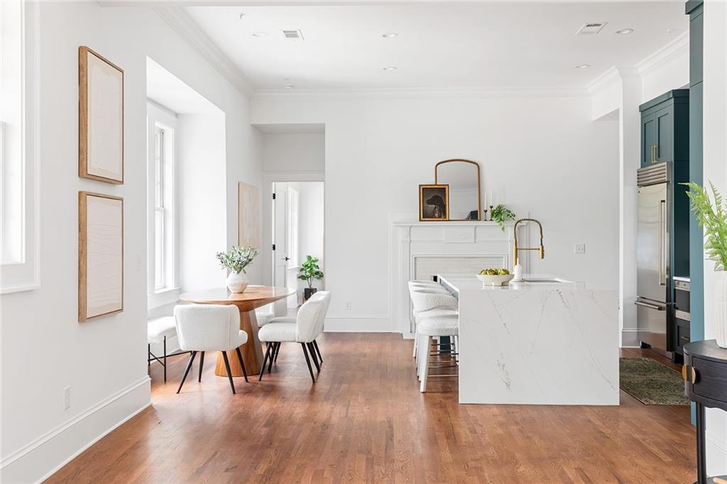1585 S PONCE DE LEON Avenue NE 19