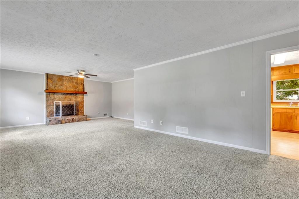 905 Rambling Rose Court NW