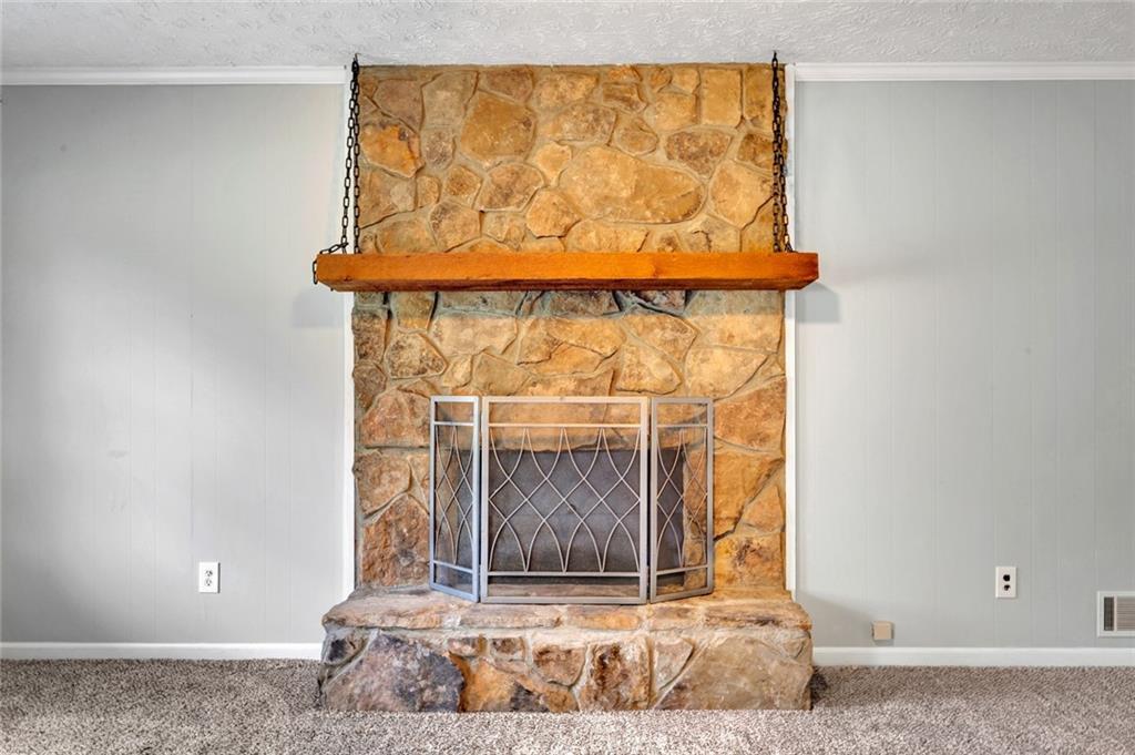 905 Rambling Rose Court NW
