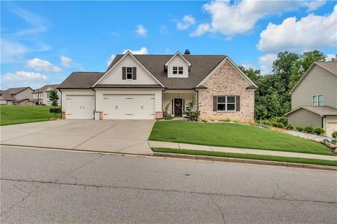 Homes For Sale - 221 Morris Creek Drive<br/> Hoschton, GA 30548