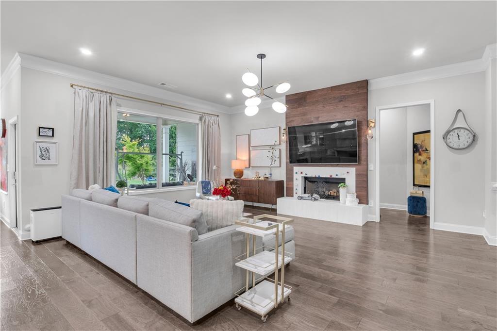221 Morris Creek Drive