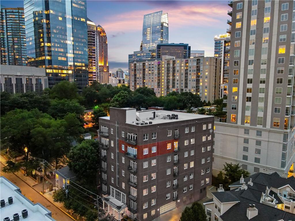 206 11th Street NE 604