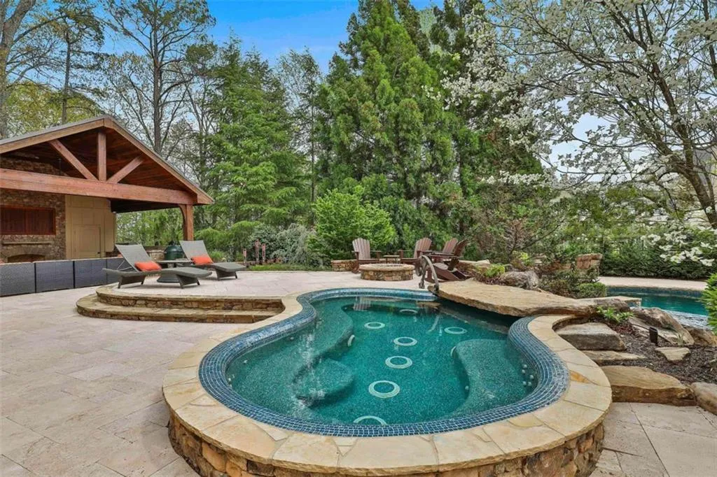 Peachtree City, Georgia 30269, United States, 6 Bedrooms Bedrooms, ,6 BathroomsBathrooms,Residential,Active,171765