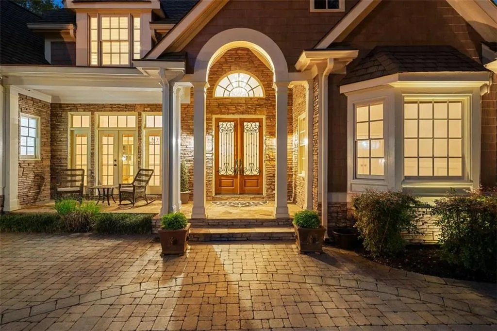 Peachtree City, Georgia 30269, United States, 6 Bedrooms Bedrooms, ,6 BathroomsBathrooms,Residential,Active,171765