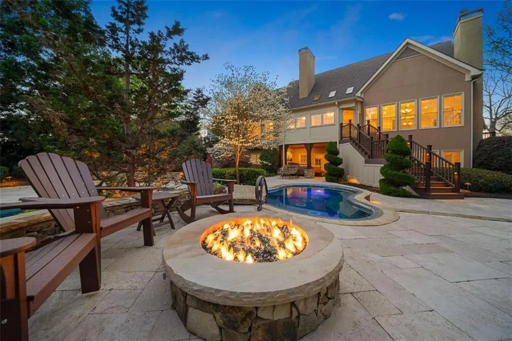 Peachtree City, Georgia 30269, United States, 6 Bedrooms Bedrooms, ,6 BathroomsBathrooms,Residential,Active,171765