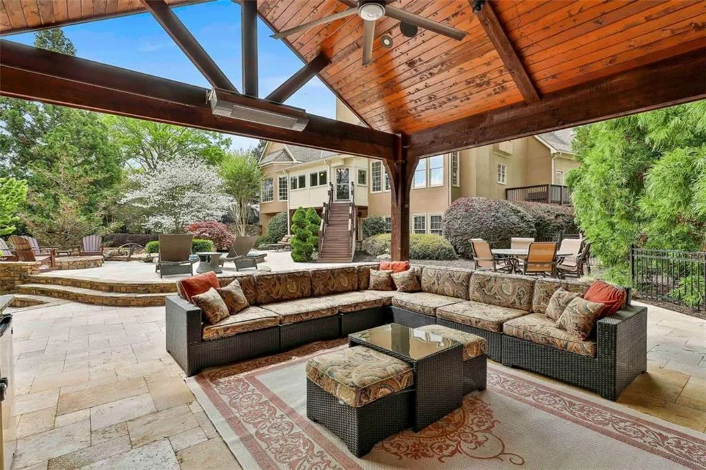 Peachtree City, Georgia 30269, United States, 6 Bedrooms Bedrooms, ,6 BathroomsBathrooms,Residential,Active,171765