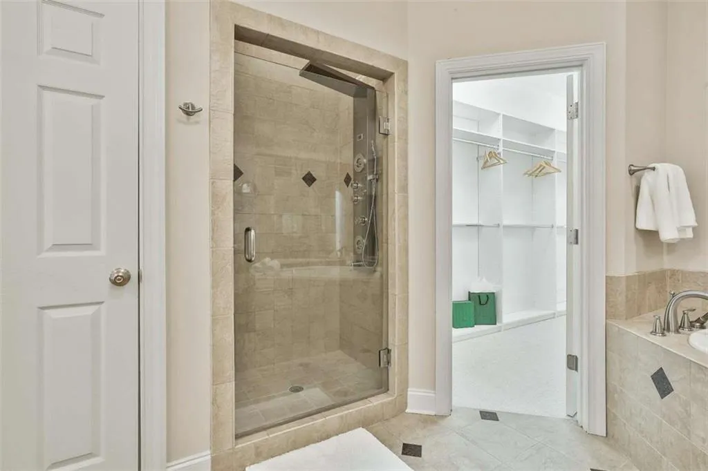 Peachtree City, Georgia 30269, United States, 6 Bedrooms Bedrooms, ,6 BathroomsBathrooms,Residential,Active,171765