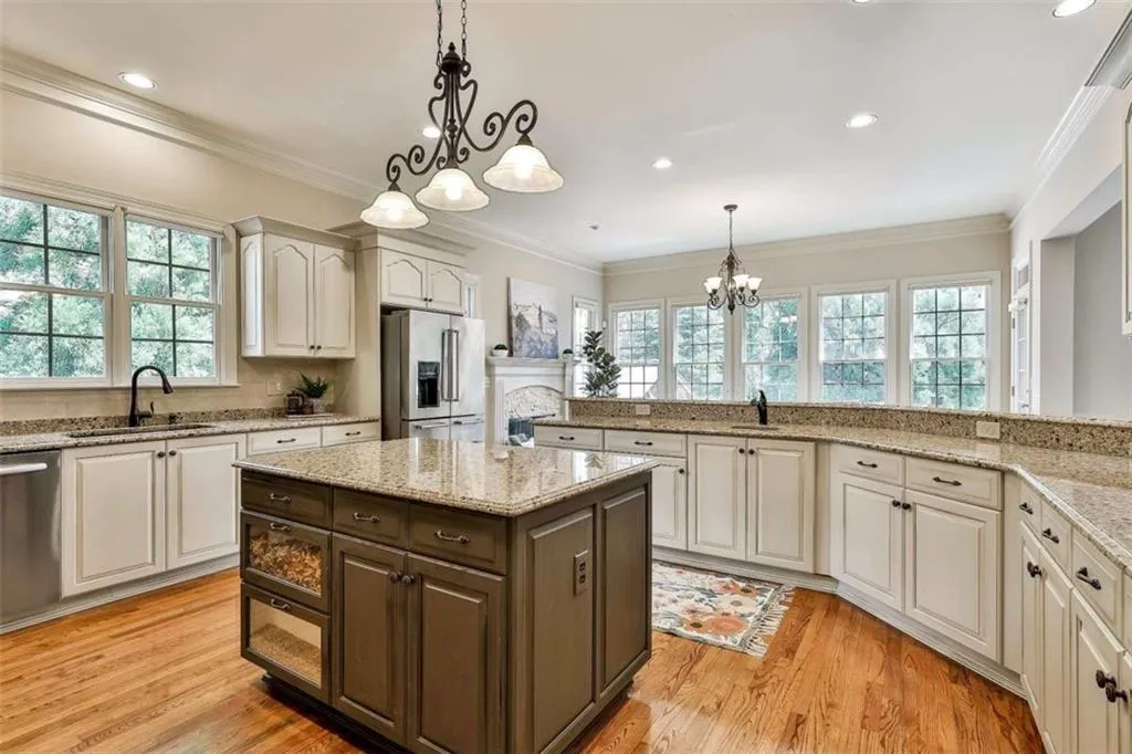 Peachtree City, Georgia 30269, United States, 6 Bedrooms Bedrooms, ,6 BathroomsBathrooms,Residential,Active,171765