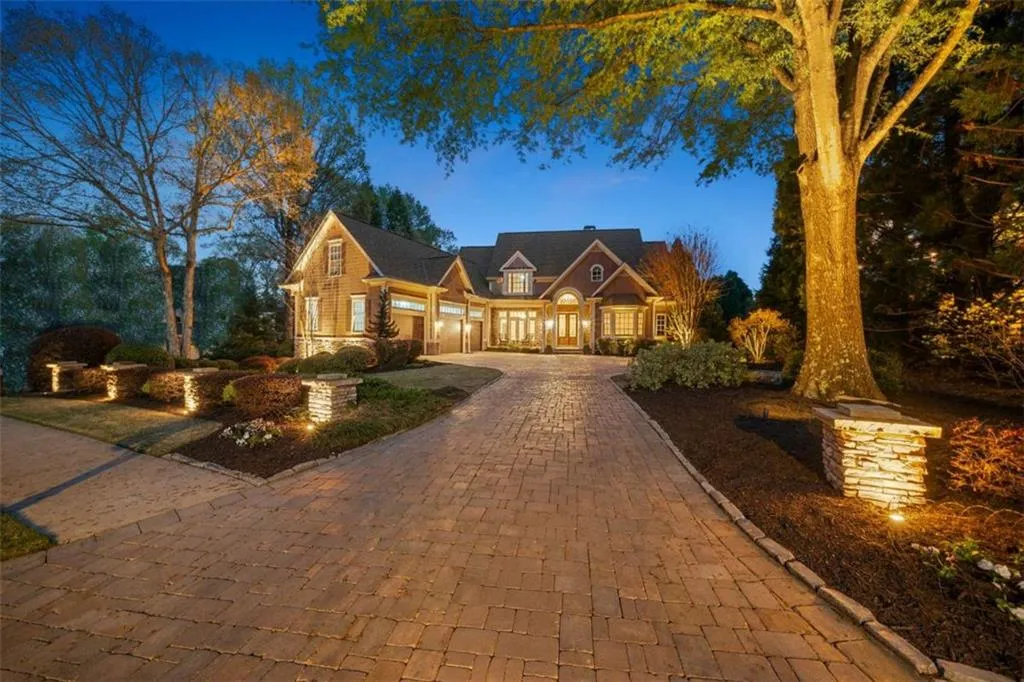 Peachtree City, Georgia 30269, United States, 6 Bedrooms Bedrooms, ,6 BathroomsBathrooms,Residential,Active,171765