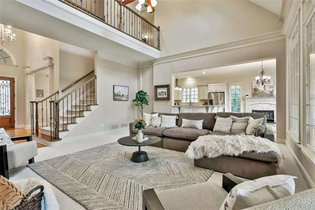 Peachtree City, Georgia 30269, United States, 6 Bedrooms Bedrooms, ,6 BathroomsBathrooms,Residential,Active,171765