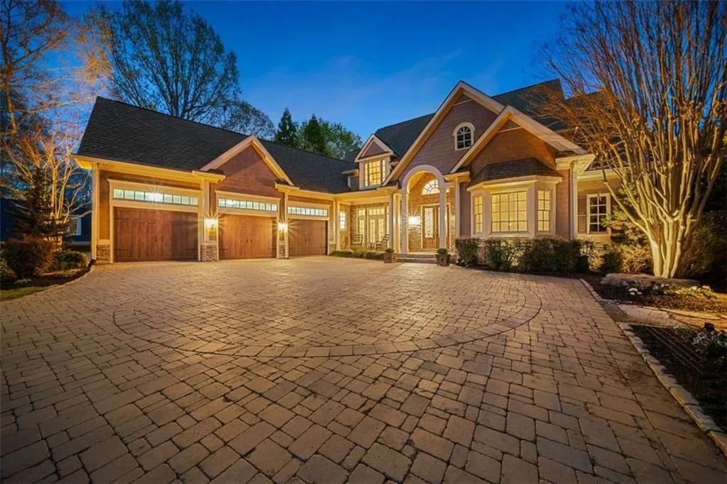 Peachtree City, Georgia 30269, United States, 6 Bedrooms Bedrooms, ,6 BathroomsBathrooms,Residential,Active,171765