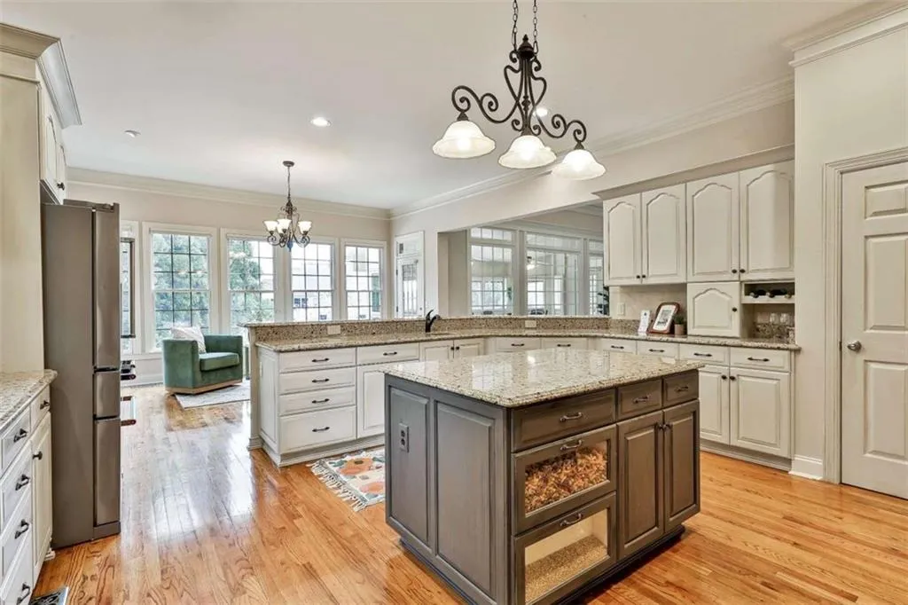 Peachtree City, Georgia 30269, United States, 6 Bedrooms Bedrooms, ,6 BathroomsBathrooms,Residential,Active,171765