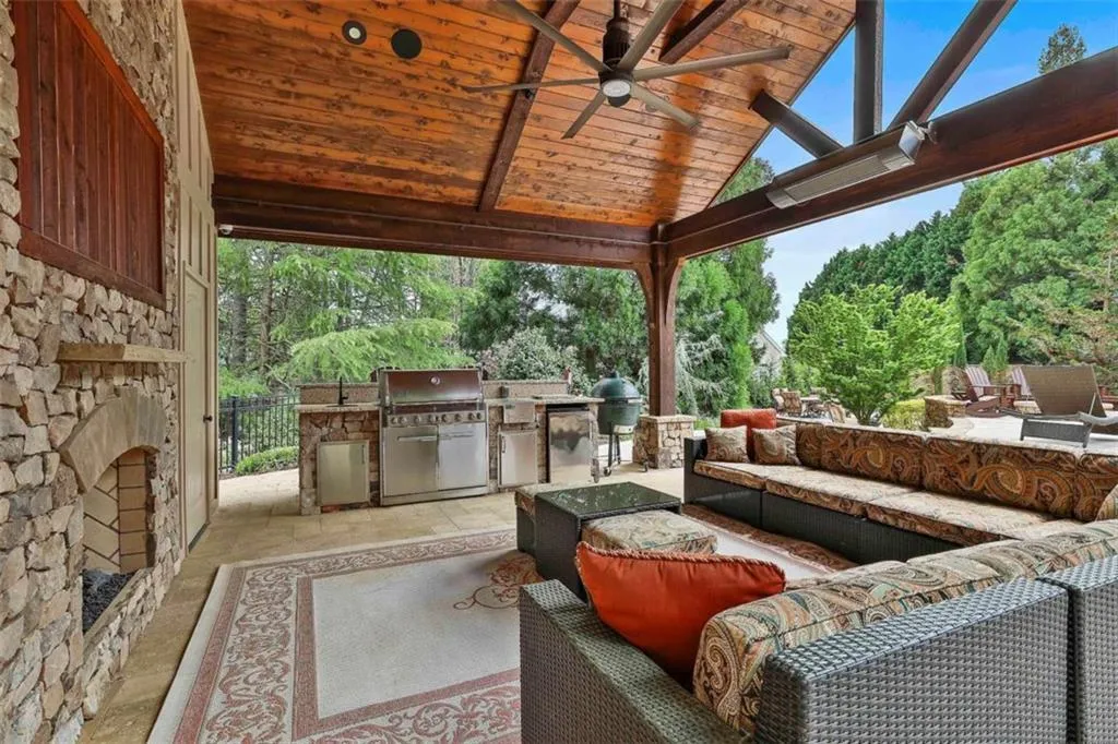 Peachtree City, Georgia 30269, United States, 6 Bedrooms Bedrooms, ,6 BathroomsBathrooms,Residential,Active,171765