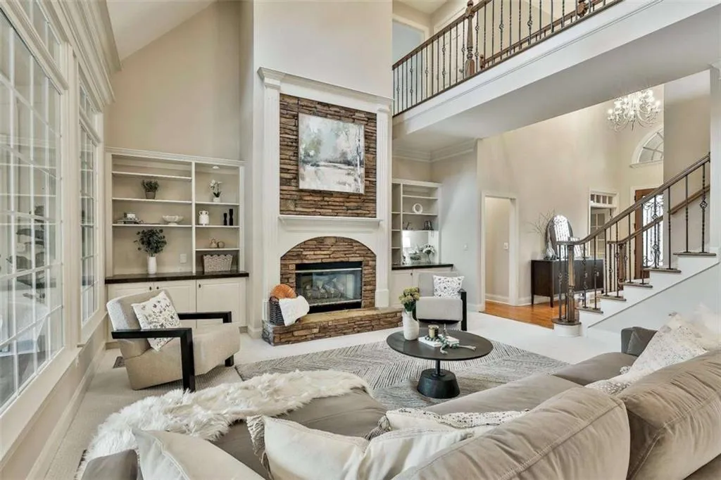 Peachtree City, Georgia 30269, United States, 6 Bedrooms Bedrooms, ,6 BathroomsBathrooms,Residential,Active,171765