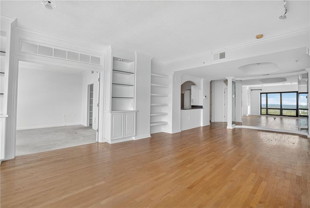 3475 Oak Valley Road NE 2350